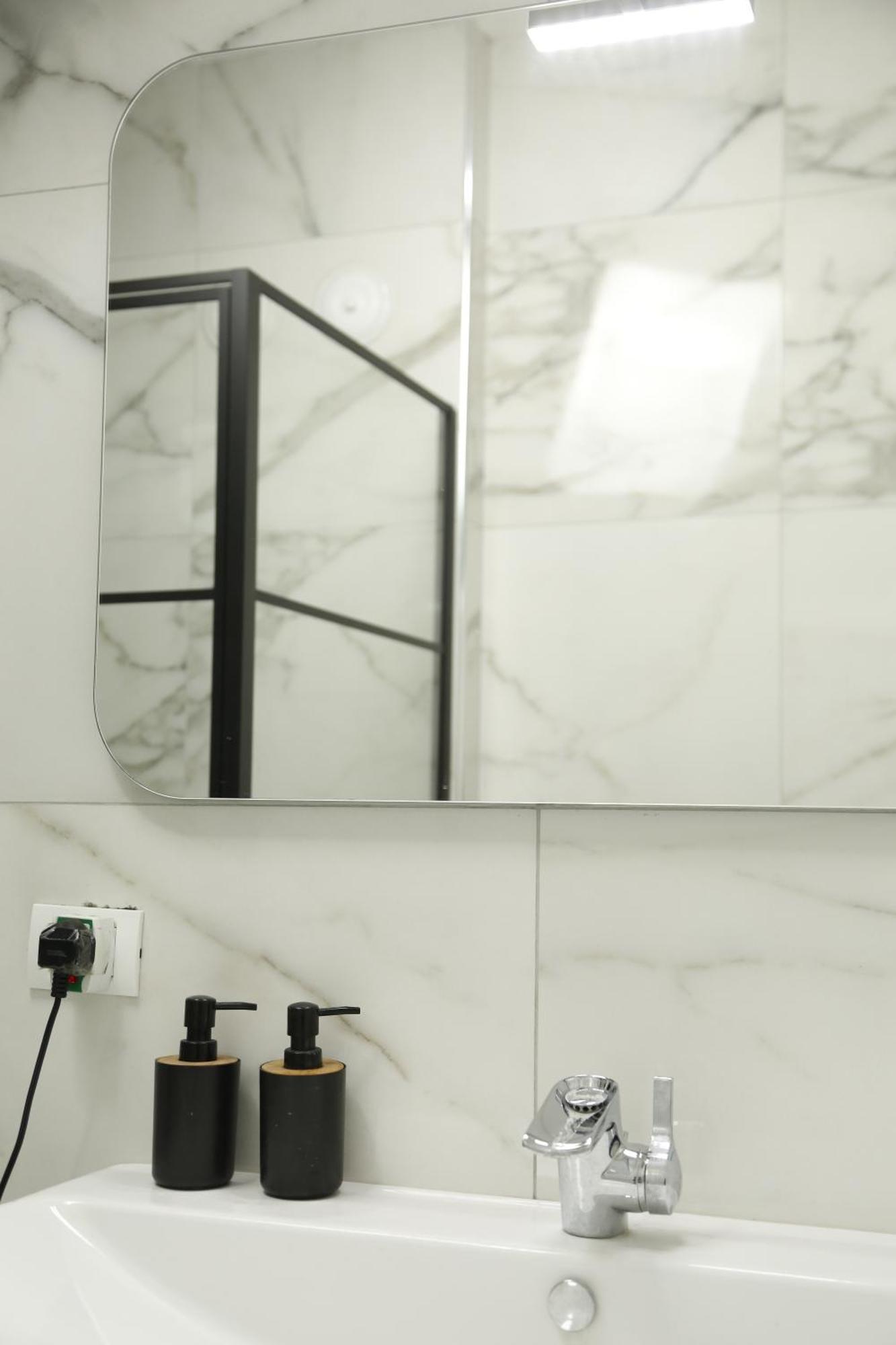 Albi Apartment Тирана Екстер'єр фото