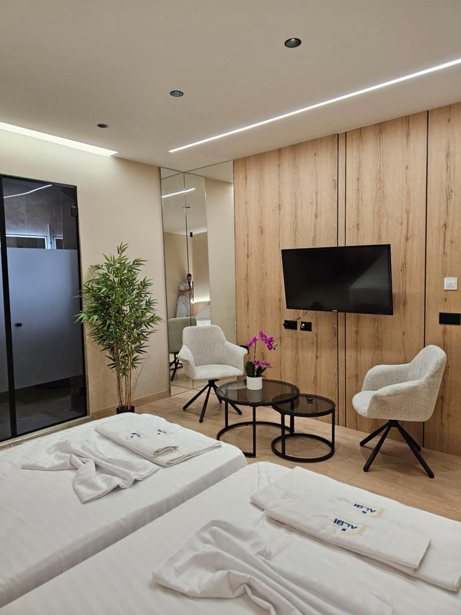 Albi Apartment Тирана Екстер'єр фото